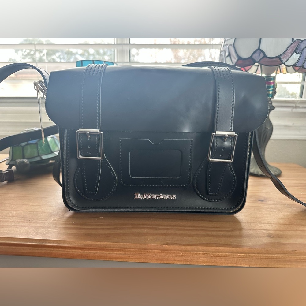 Dr. Martens 11 inch Leather Messenger Bag